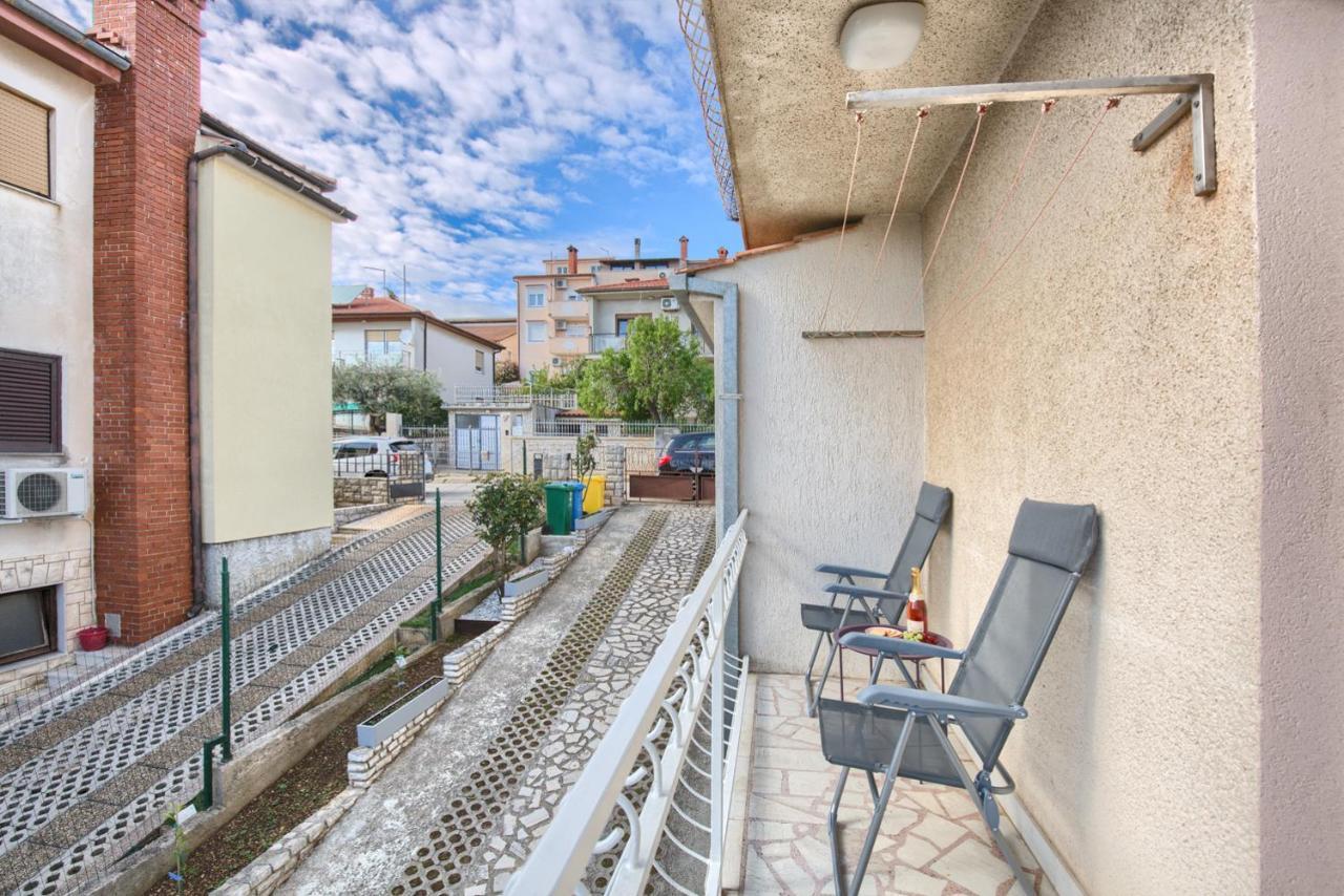 Apartman Andi Apartment Pula Exterior foto